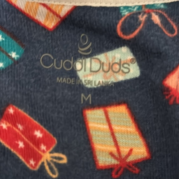 Cuddl Duds Womens M Pajama Top Christmas Holiday NWT Comfortable Soft Lounge - Picture 7 of 10